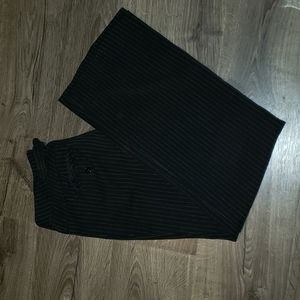 Express size 4 Editor Black with White Stripes, Excellent Pre-Loved Condition ❤